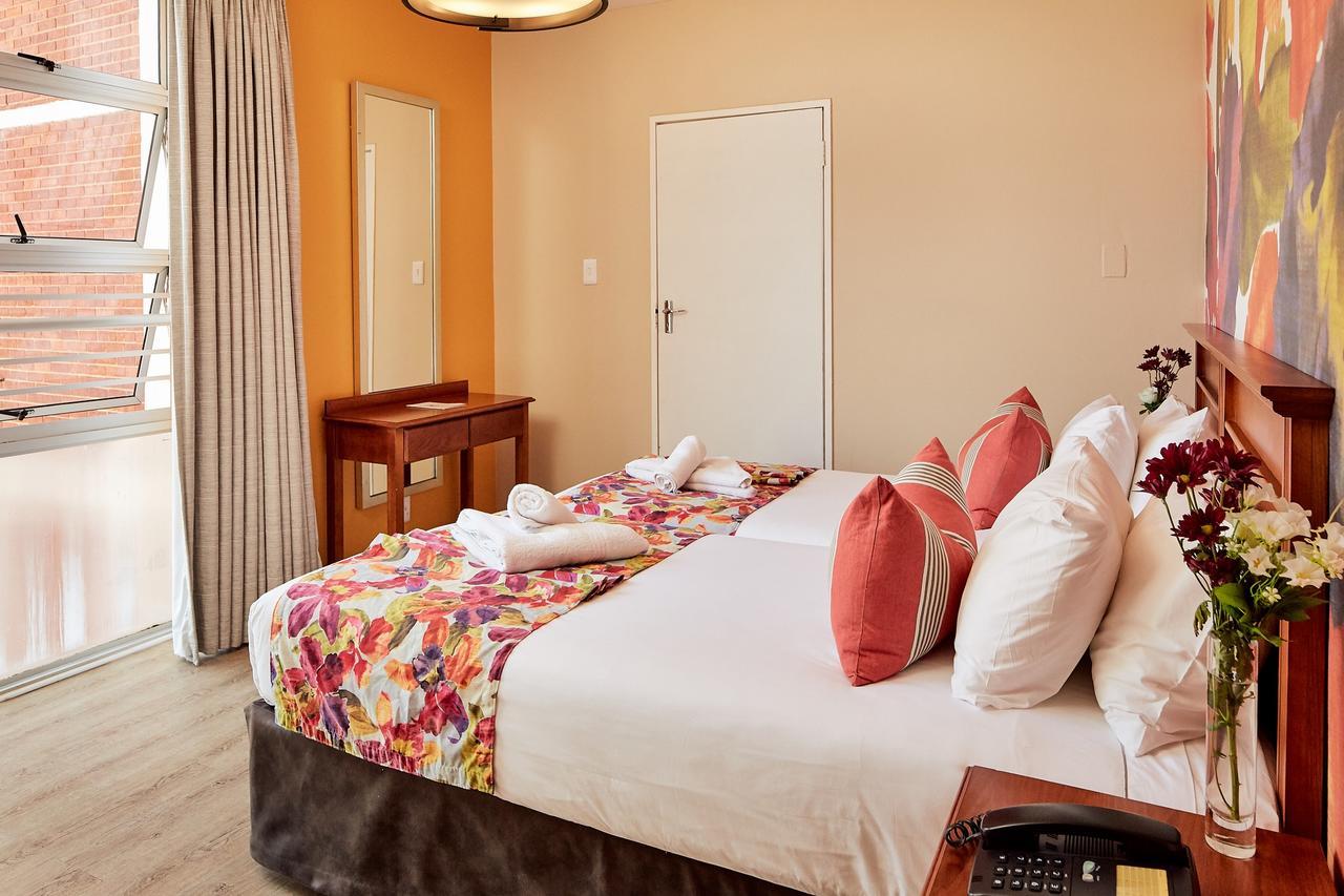 First Group Oceanic Hotel Durban Exterior foto