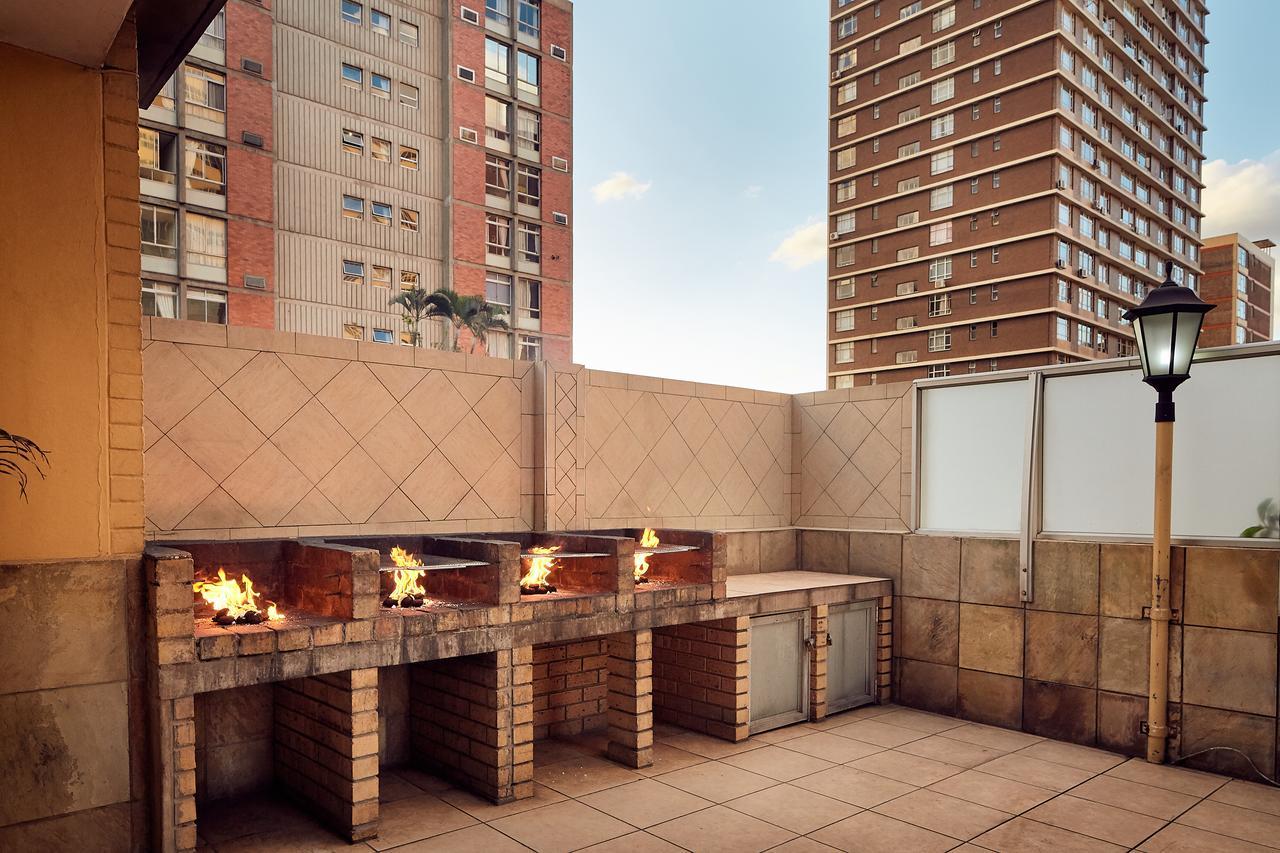 First Group Oceanic Hotel Durban Exterior foto